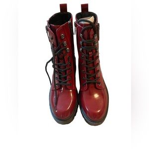 New - Guess Fearne Combat Boot (Women) Size 8.5M